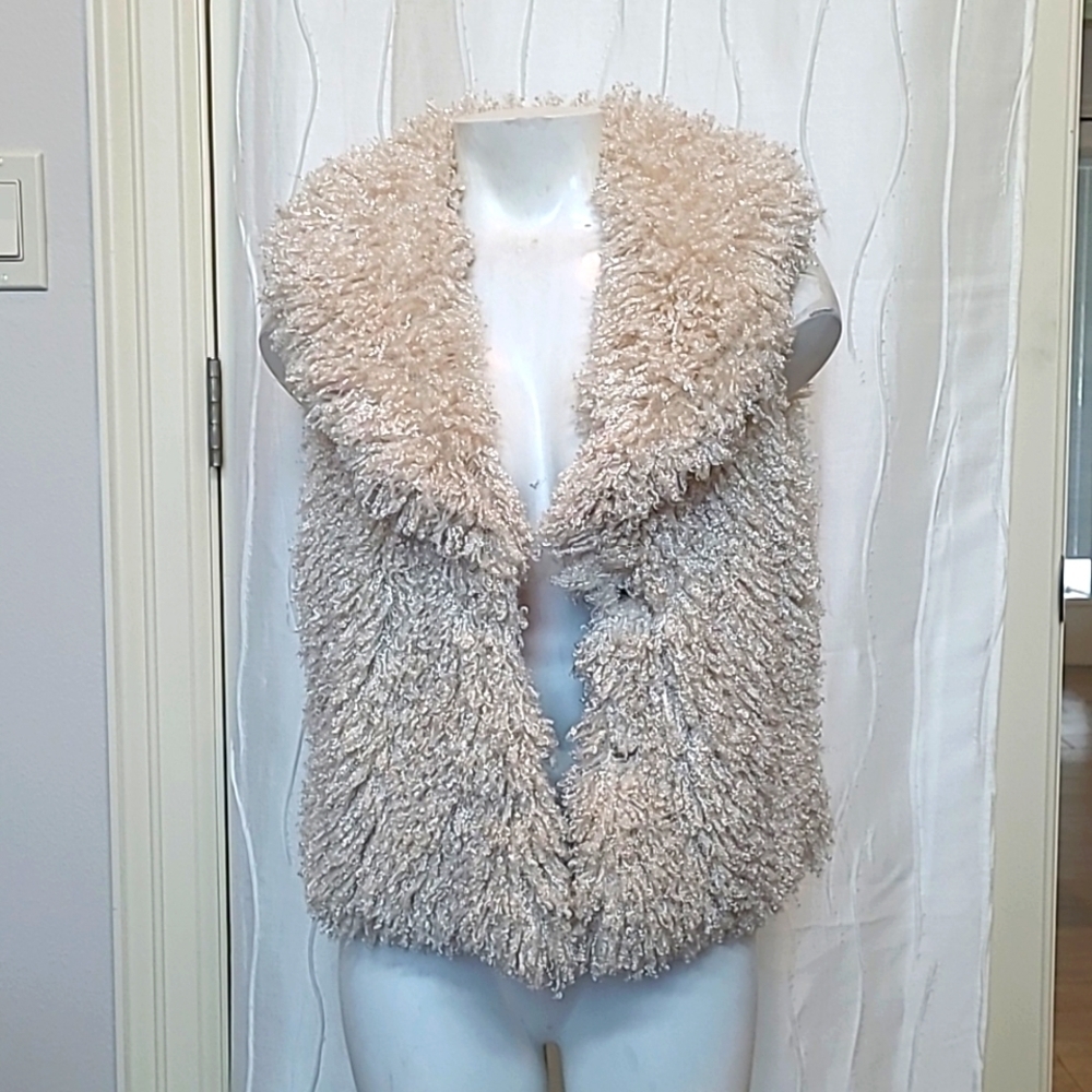 NWT Betsey Johnson Faux Fur Cream Vest